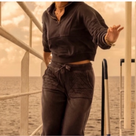 Wild Fable Quilted Sweatshirt - Picture 2 of 6